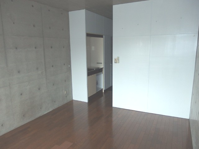 グランドビュー大池の居間・リビング