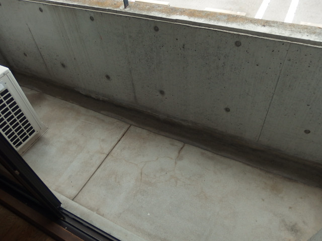 グランドビュー大池のバルコニー