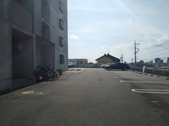 グランドビュー大池の駐車場