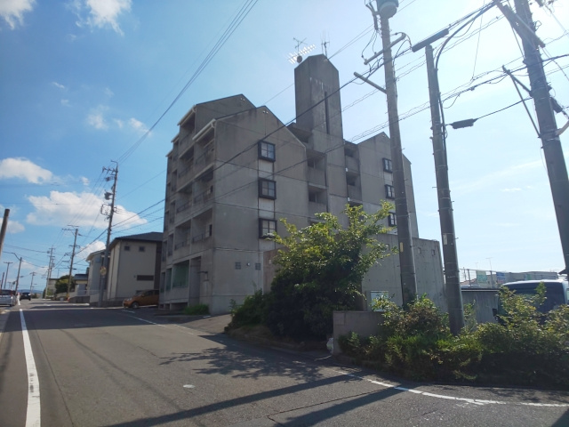 グランドビュー大池の外観