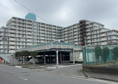 【外観】 | ゾンネンハイム第１南林間 | マンションの外観は非常に重要なポイントです！外観の善し悪しは資産価値に大きな影響を与えます。外観のいいマンションを購入することで、高値で売却がしやすく、買い手が見つかりやすいというメリットがあります。