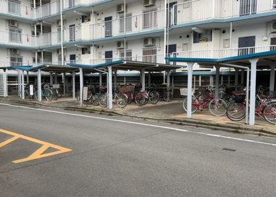 【駐輪場】 | ゾンネンハイム第１南林間 | マンションの駐輪場は、事前に空きがあるか確認を取ると安心です。せっかく入居したのに駐輪スペースがない！なんてことになったら大変ですよね。そこで、内見時や購入前にはまず事前に確認しておくと良いでしょう。