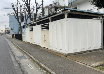 【設備】 | ゾンネンハイム第１南林間 | 共有部分は、住民なら誰もが使える設備のこと。例えば駐車場やエレベーター、インターネット設備、セキュリティ設備などがあります。他にも、マンションの廊下・外部階段やエントランス・ゴミ置き場などがあります。