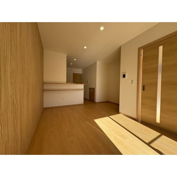 MAISONETTE LANDの居間・リビング