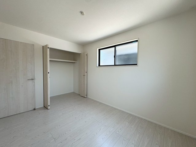 ーAdobeーアドブルー小倉南区中吉田3丁目４期　【小倉南区　新築戸建て】の洋室|2階6洋室はクローゼット完備♪【小倉南区　新築戸建て】