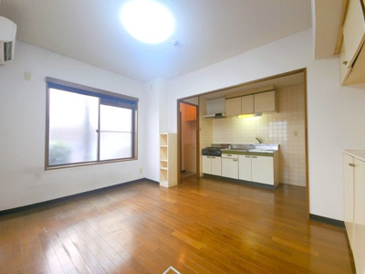 【居間・リビング】 | ルミネンス千歳台 | リビングです