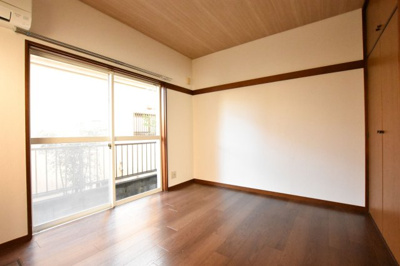 【居間・リビング】 | グランナルブル