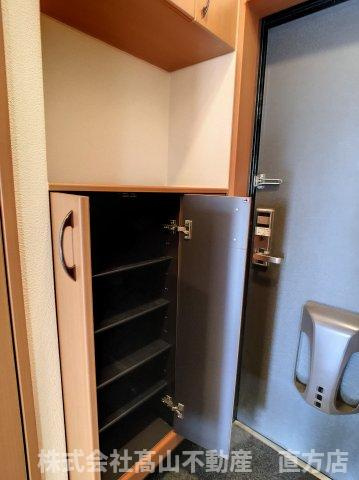 エル　プランドールの収納