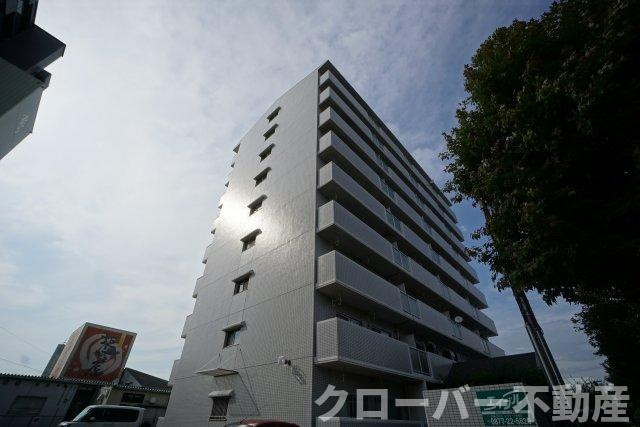 カドーロ壱番館の外観