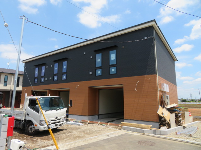 東久留米市南沢４丁目の倉庫