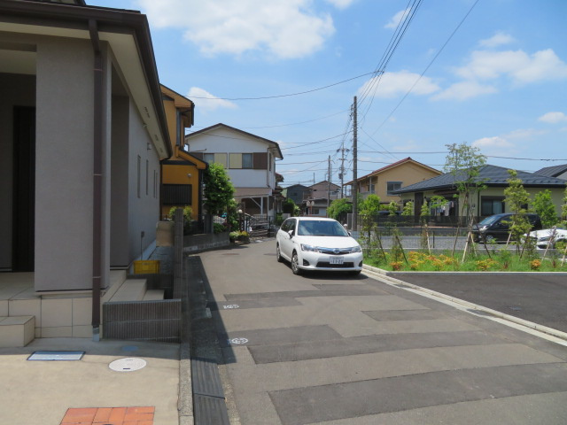 東久留米市南沢４丁目の倉庫