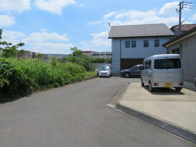 東久留米市南沢４丁目の倉庫