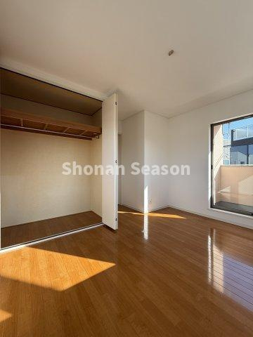 【バルコニー】 | 南東に面しており、日当たりも良く気持ちの良い風が吹き抜けます♪