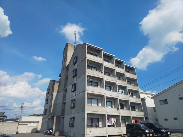 グランドビュー大池の外観