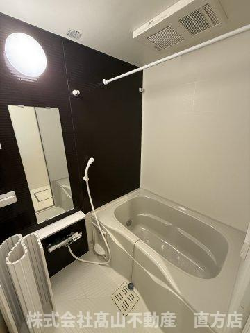 Slow Hand　六番館の浴室