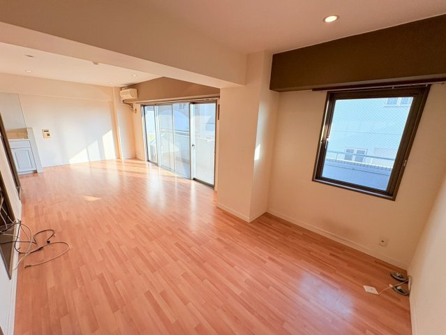 メイピース芦屋の居間・リビング