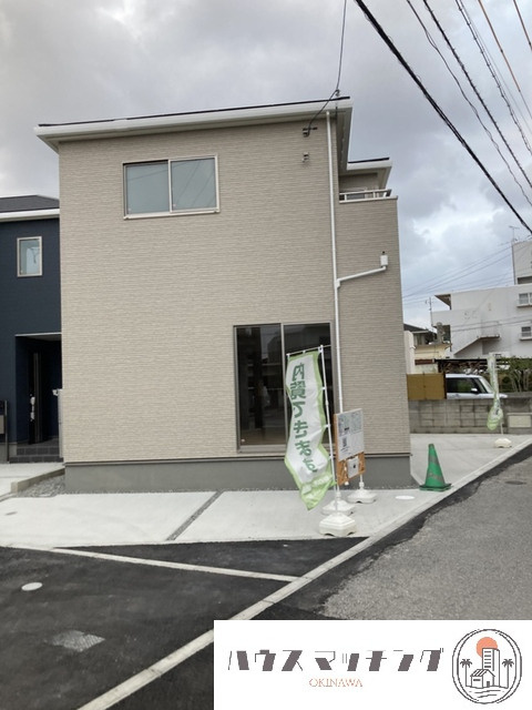 リーブルガーデン豊見城市我那覇・１号棟の外観|豊見城・名嘉地ICまで車で３分！伊良波小中学校まで徒歩圏内！お気軽にお問い合わせください♪