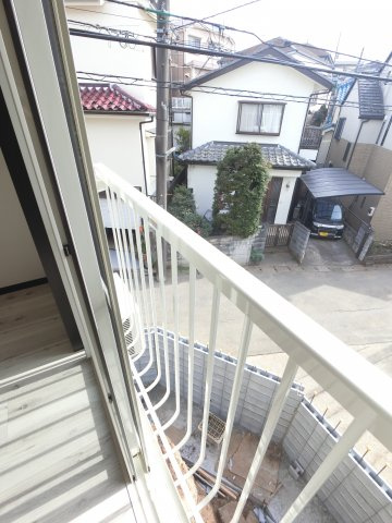 【バルコニー】
