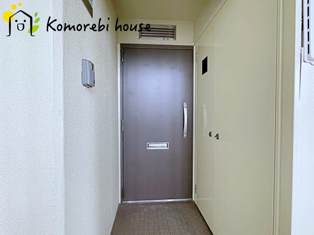 洋伸大宮マンションの玄関|玄関です