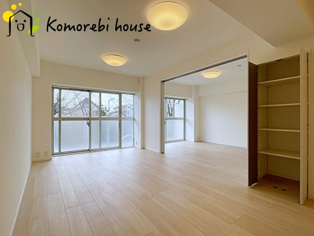 洋伸大宮マンションの居間・リビング|使いやすいリビングです