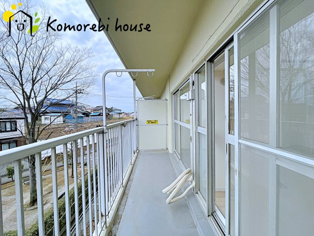 洋伸大宮マンションのバルコニー|お洗濯にも便利なバルコニー付き