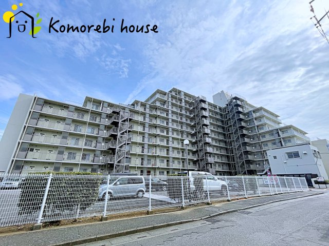 洋伸大宮マンションの外観|おしゃれな外観です