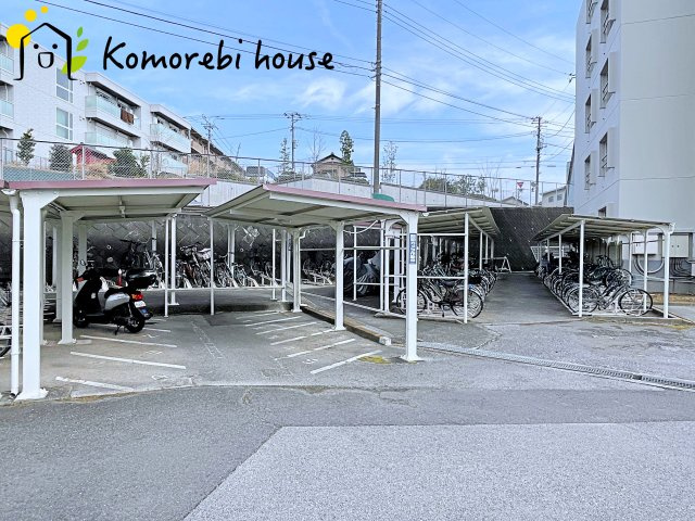 洋伸大宮マンションの駐輪場
