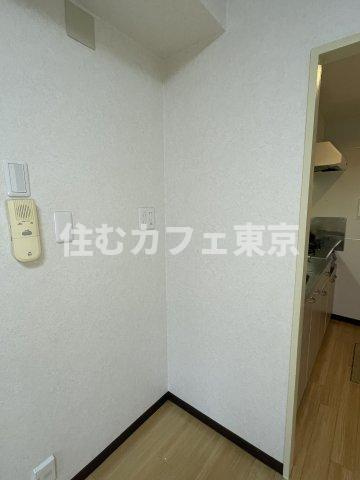 国分寺司ハイツの設備|冷蔵庫置き場です
