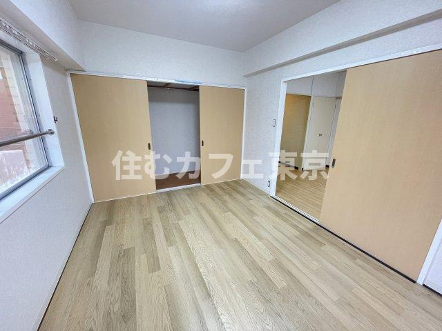 国分寺司ハイツの洋室