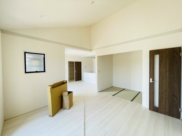 【居間・リビング】 | 深谷市宿根第3　リーブルガーデン　新築戸建　全1棟　1号棟