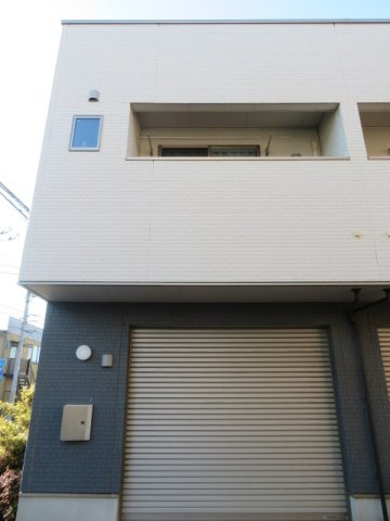 さいたま市緑区大字大門の倉庫