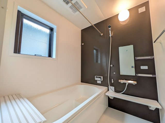 八王子市　元横山町　新築一戸建て　３期の浴室|～のびのびくつろげるバスルーム　１日の締めくくりに癒やしのバスタイムを～