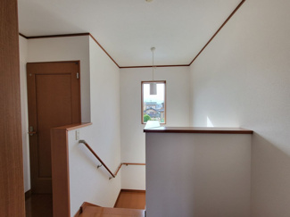 【その他】 | 甲府市国母2丁目 平成20年築中古戸建 内装一新 車1台 | 2階ホール部分