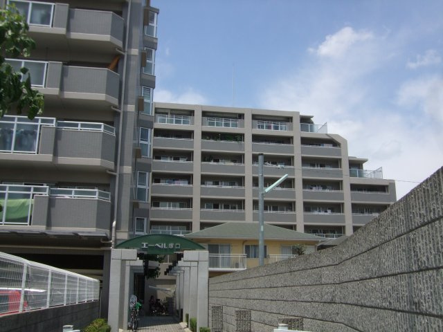 エーベル塚口の外観