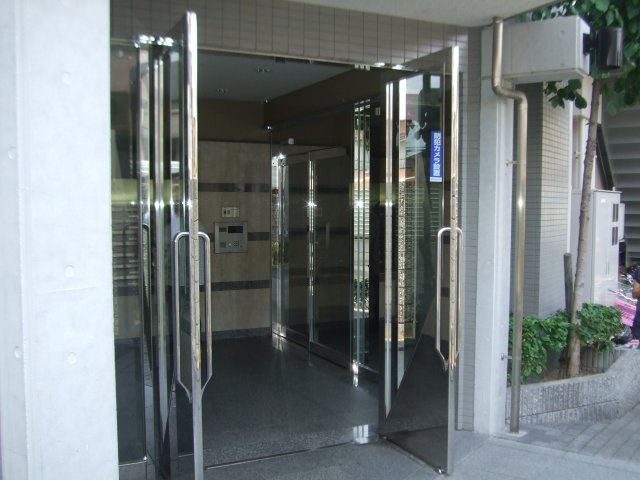 エーベル塚口の玄関