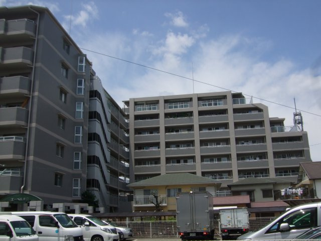 エーベル塚口の外観