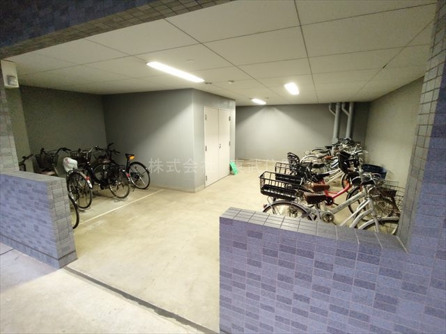 【駐輪場】の画像