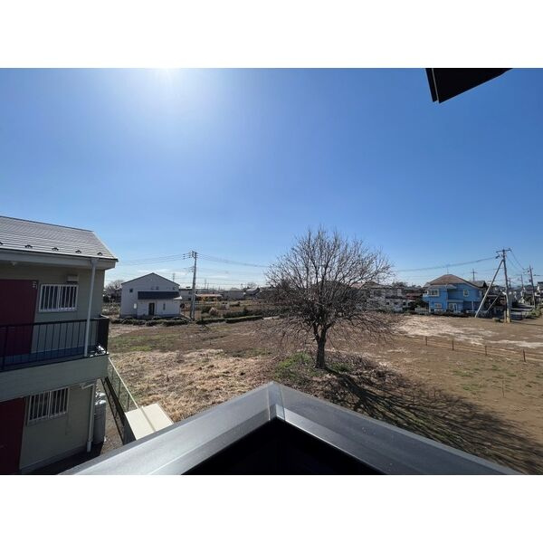 所沢市大字上安松の倉庫