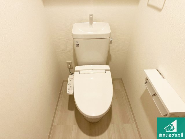 アルファスマート明石東野町人丸ヒルズのトイレ|明るく清潔感のあるトイレ！