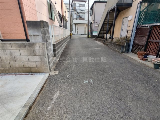 【前面道路含む現地写真】 | 志木市柏町２期　全２棟　2号棟 | 都市ガス・本下水