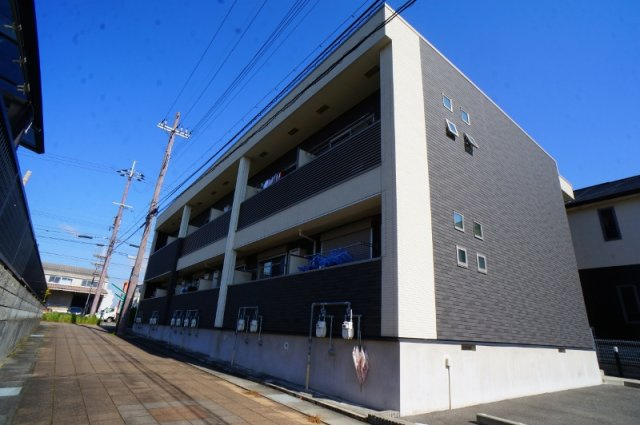 ワン　ウッド　ハイツⅡ