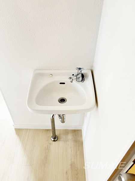 佐々木マンションの独立洗面台|洗面台です☆