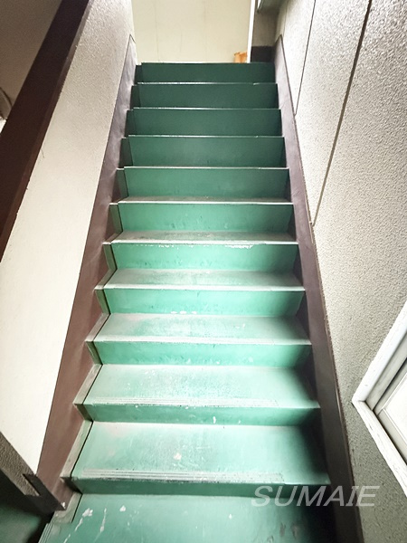 佐々木マンションのその他共用部分|共用部階段です☆