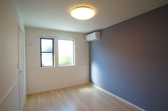 アヴニールの洋室