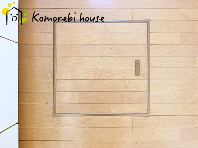 比企郡川島町大字飯島　中古戸建の内装|床下収納です