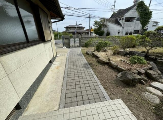 中古戸建　岩出市山　平屋建ての庭|お庭で自由な時間を過ごせます