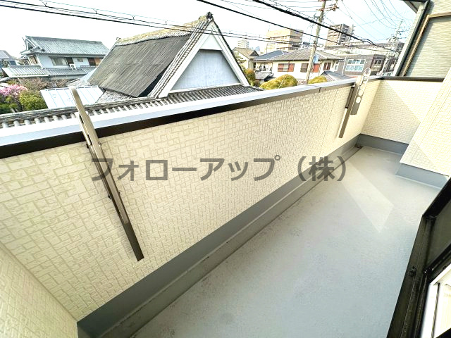 堺市北区長曽根町１号棟のバルコニー|暖かな日差しのふりそそぐバルコニー