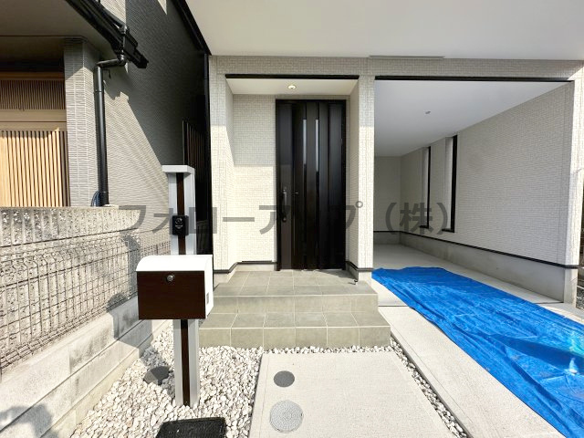 堺市北区長曽根町１号棟のエントランス