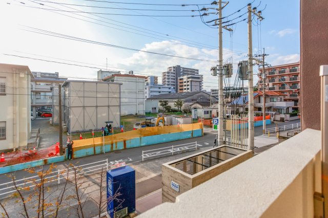 サヴォイブロンズガーデニア　2階の展望|別号室です。現状優先になります。