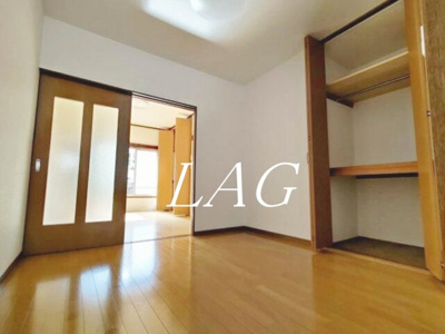 【居間・リビング】 | 白百合荘 | 洋室のお部屋です。